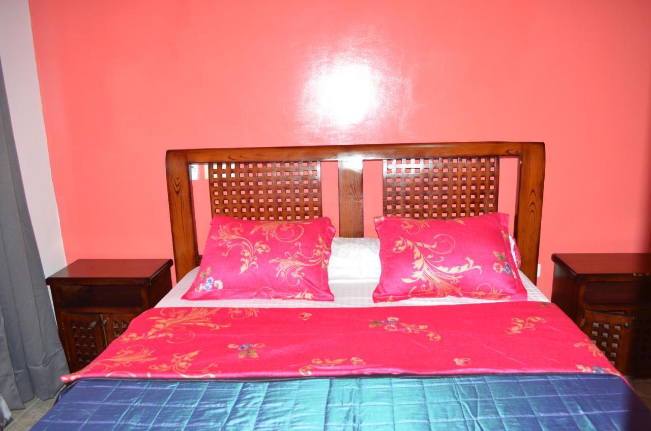 Ferienwohnung Vegas House Yaoundé Exterior foto